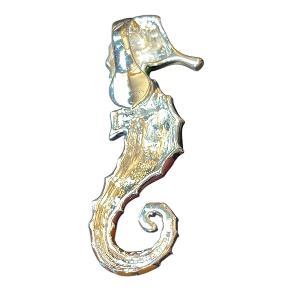 πβ¨ Vintage Enamel & Metal Seahorse Scarf Clip β¨π - Picture 6 of 6
